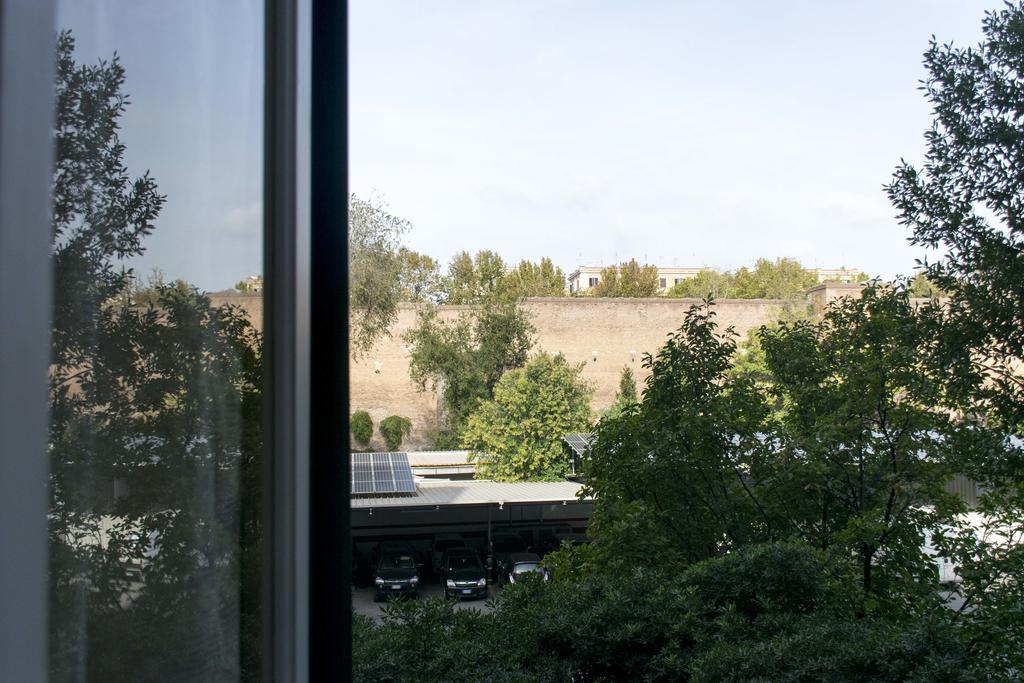 Rome Charming Suites Bagian luar foto