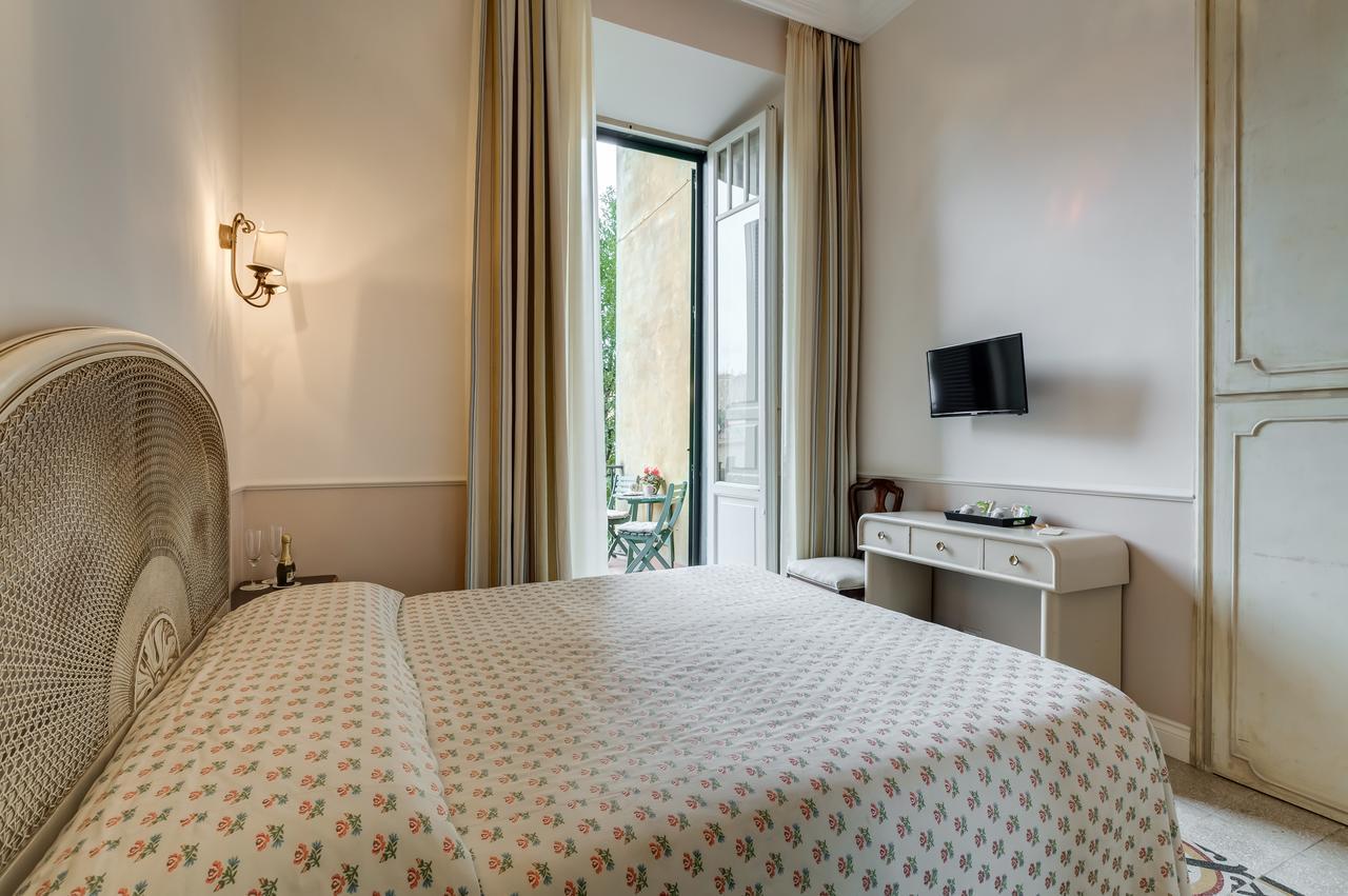 Rome Charming Suites Bagian luar foto