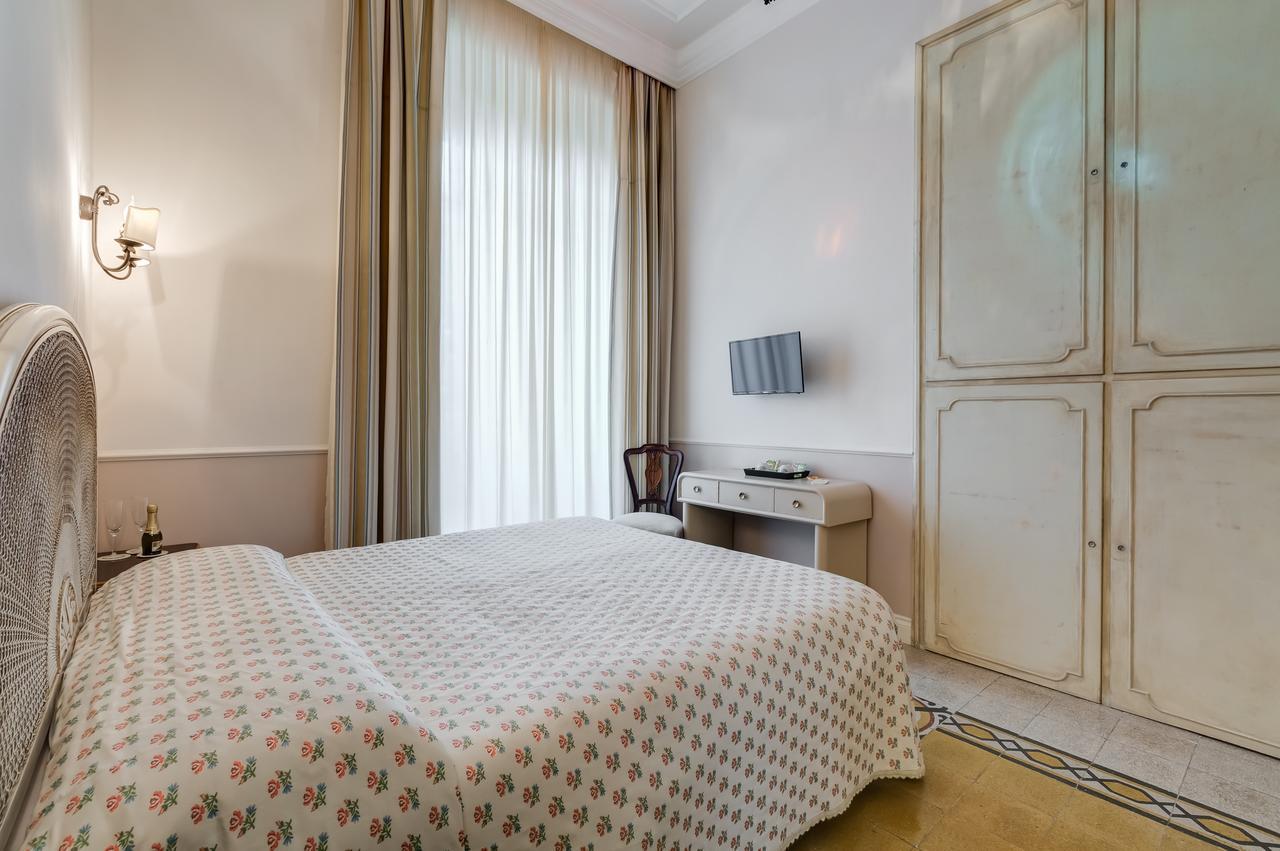 Rome Charming Suites Bagian luar foto
