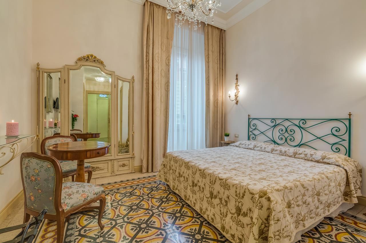 Rome Charming Suites Bagian luar foto
